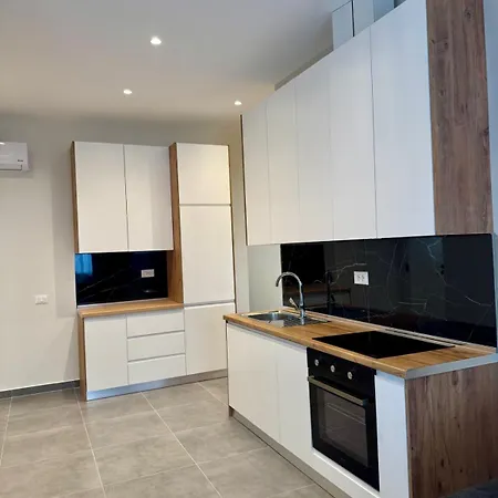 Antoni Shengjin2 Shëngjin