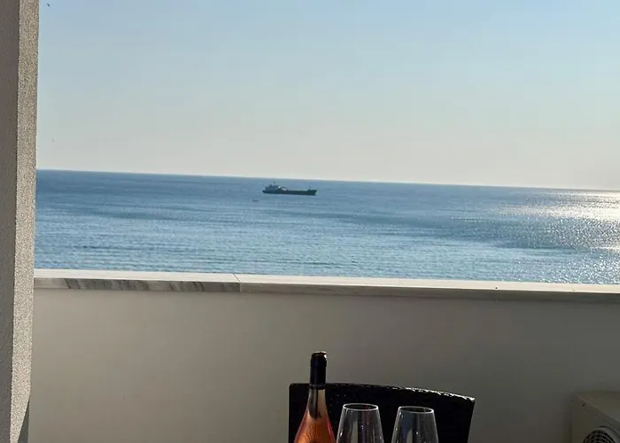 Antoni Shengjin2 Appartement *